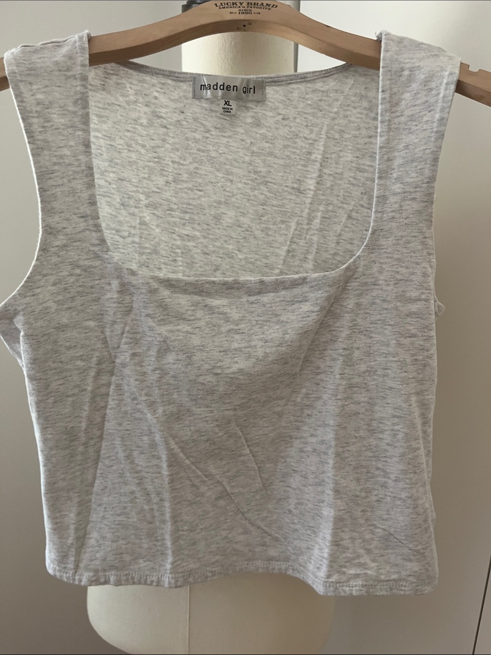 Madden Girl Heather Light Gray Scoop Neck Tank